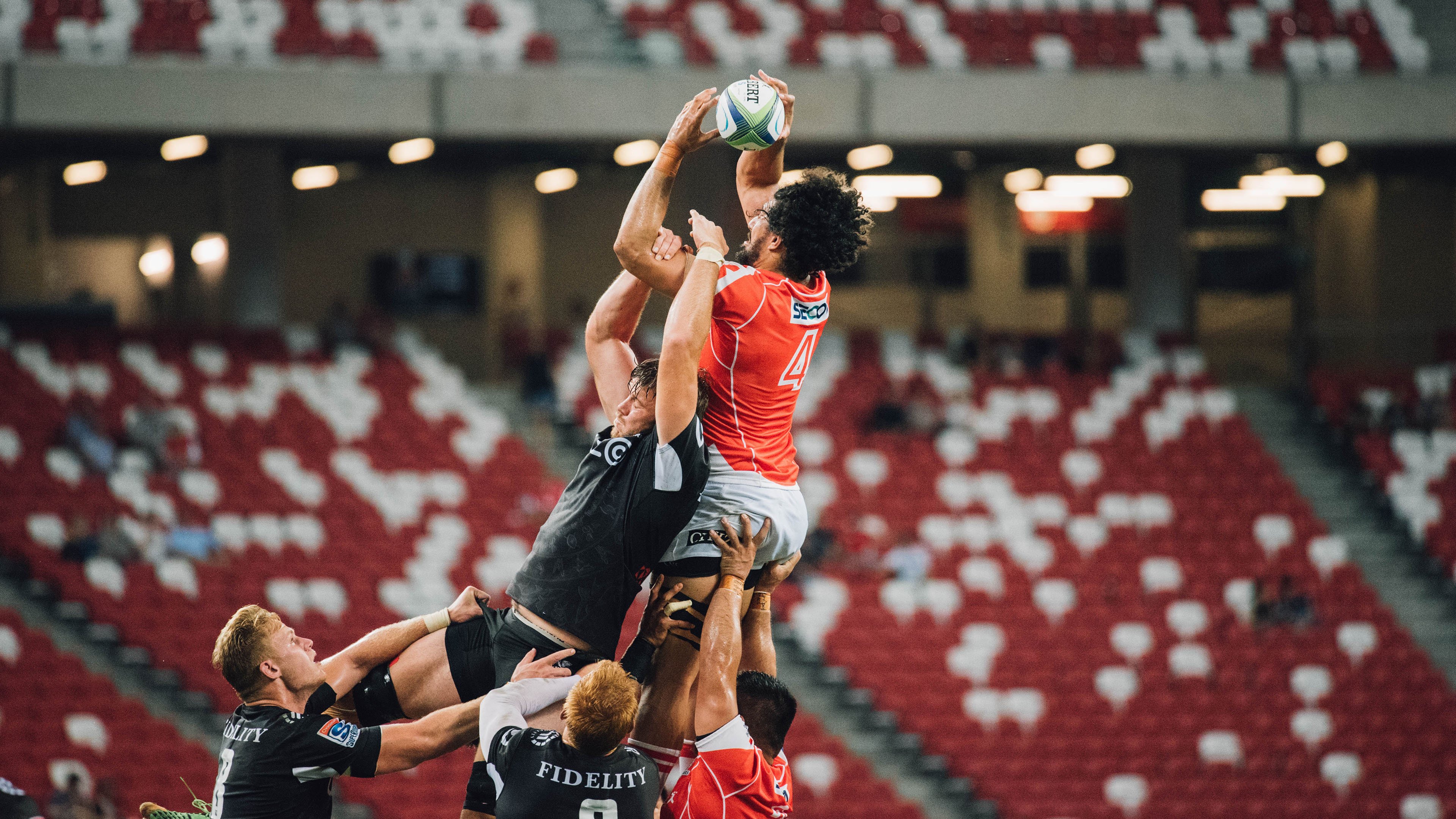 “逆转奇迹”：逆境中保持冷静的运动员故事，逆境中成长的运动员